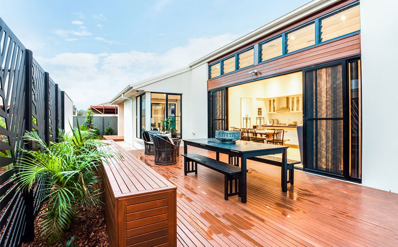 ウッドデッキ・テラス